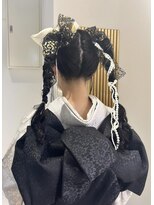 ムーン バイ ケンジ(moon by KENJE)&nbsp;【Nanaka】リボン×ツインテール！成人式ヘアセット