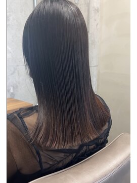 カノア 生駒店(KANOA) 深いグレージュとストレートヘア