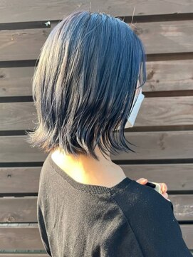 ソレイユトウキョウシブヤ(SOLEIL TOKYO shibuya) 室内と屋外で見え方が変わる！お洒落ブルーブラックカラー★