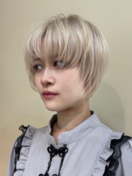 テン バイ アンブルリュクス 池袋(teN +by ambleluxe) ウルフ/ブリーチ/レイヤー/ハンサムショート