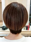 ミセス 首元すっきり丸みショートボブスタイル 美シルエット