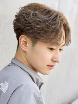 アーバンスタジオトウキョウ 下北沢店(URBAN STUDIO TOKYO) パーマで作るフェザーショート【下北沢/men's】