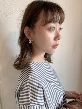 ノイ(noi) シナモンカーキミディアムスタイル