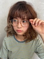 アコット(Acotto.)&nbsp;外国の女の子のようなカーリーヘア インナーカラー