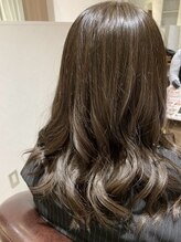 ★再来平日限定★　高濃度炭酸泉Lienデザインカット+Lien艶カラー　\10890
