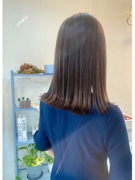 リノア(Linoa) 切りっぱなしヘア