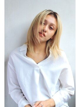 アロマ ヘアー ルーム 新宿3号店(AROMA hair room) ナチュラルレイヤー/デザインカラー/ウルフカット/おしゃれ女子