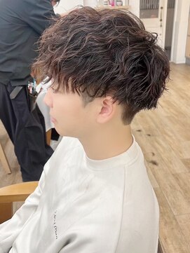 ネオリーブ クーロ メゾン 横浜(Neolive curro Maison) 波巻きスパイラル×ツイストパーマ[メンズ]