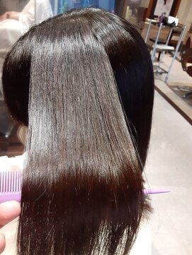 アールクリエイション(AHL creation) うる艶美髪矯正