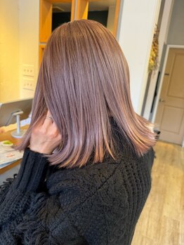 【ULTOWA/ウルトワトリートメント導入】髪のダメージを補修し、潤いを与えてくれるので美艶ヘアが叶う☆