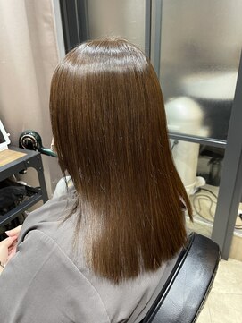 アリアイーストバイエクラート 池袋東口店(ARiA east by ECLART) 艶髪縮毛矯正ビフォーアフター