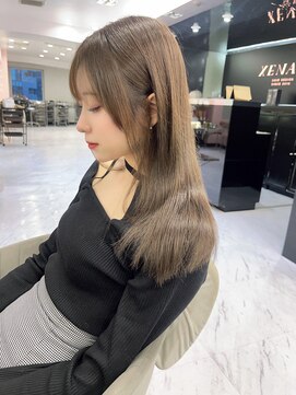 ジーナ 名駅(XENA.) オリーブグレージュレイヤーロング