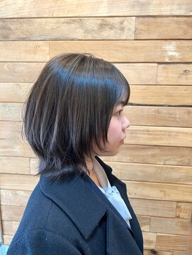 ココチヘアーサロン ミディアムウルフ