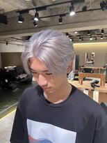 エイト 難波店(EIGHT namba) メンズ　センターパート　シルバー　【店長　山本】