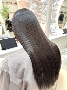 エル バイ ロンド 関(elle by Lond) [elle by lond]栗原　瑠世　縮毛矯正/髪質改善/酸性ストレート