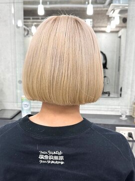 エンディアリング 東銀座(Endearing) ★レイヤーカット イメチェン 美髪 ホワイトブロンド