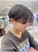 黒髪でカッコかわいいハンサムショート