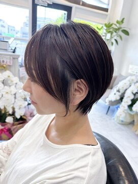 イヴ ヘアコード(EVE hair coord) 丸みショート