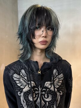 原宿/ウルフカット レイヤー デザインカラー ルーツカラー   