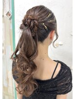 メカマハロジャミング(Me Ka Mahalo Jammming)&nbsp;金箔つきポニーテール/ヘアセット/カジュアルヘアセット