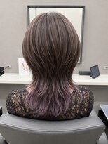 エミュ(Aimu.) ショートレイヤー×インナーカラー