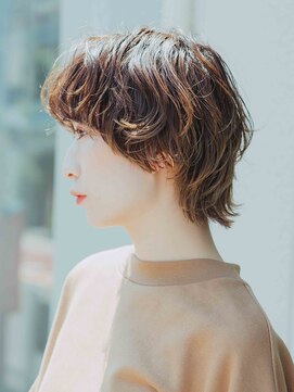サニーサイド(SUNNY SIDE) パーマ風ミニウルフ
