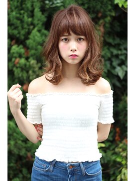 クーエフー(coo et fuu) うぶバングミディアムにミルクティーカラーで可愛いく♪藤沢