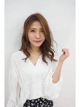 美粧ほそや 横浜反町 オトナ可愛く♪かき上げロング