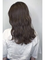 モルニ(MORNI)&nbsp;ダークカラー_マロンベージュ Aラインボブ かきあげ