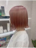 「ピンクベージュカラー」