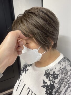 GBG 自由が丘 *After→Before*右スワイプ【白髪ぼかし脱白髪染めハイライト】