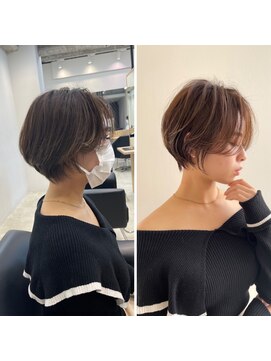 イヴォークトーキョーオーサカ(EVOKE TOKYO osaka) チークバング 丸み くびれ 美人ショート ベージュ カラー 抜け感