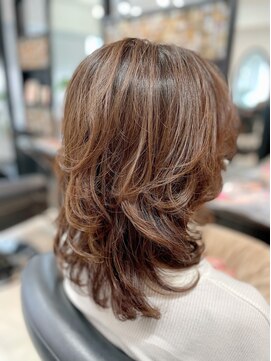 フェリーチェ(felice) セミロングカールスタイル