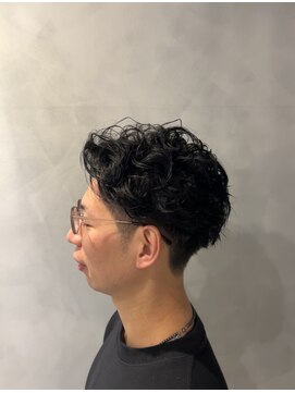 レヴィ 神楽坂(Levi) 大人のビジネスマンパーマ