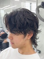 メンズヘアセンス 渋谷(MEN'S HAIR SENSE)&nbsp;センターパート　カルマパーマ　ウルフ　アッシュブラック