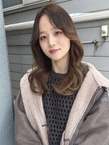 エレマルヤマ(ele maruyama)&nbsp;大人かわいい韓国ヘア／長め前髪_上原子