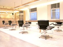 広々としたサロンで過ごす癒しの時間は心までリフレッシュ【ALBA南アルプス店】[学割U24対応サロン]