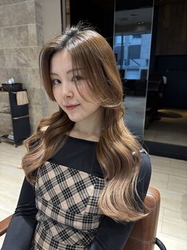 アフロート ギンザ(AFLOAT GINZA) 顔周りカット×レイヤーロング×透明感カラー×顔まわりレイヤー