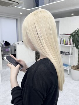 エイル アメ村(Eir) カラー特化/ブリーチ/ダブルカラー/インナーカラー/リタッチ