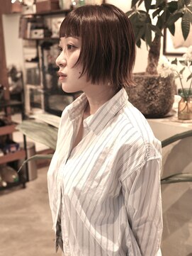 ウィム(wim) 『マッシュウルフ』フェイスレイヤー/前上がりボブ/ミニボブ