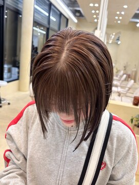 スニュウ(snuw) (snuw_hotaru)レイヤーボブモカブラウンブリーチなし