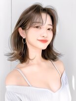 ケイバイミシェリー(kei by misherry)&nbsp;簡単スタイリング☆ミディアムレイヤーカット/チャコールグレー