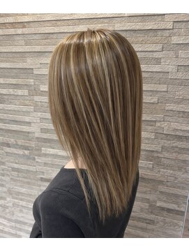 ラヴィ(La Vie) バレイヤージュ