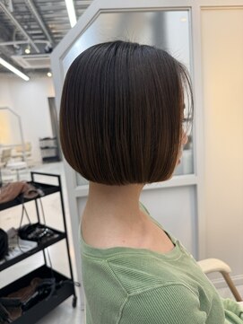シダ(sida SAIIN) 春夏おすすめミニボブ!