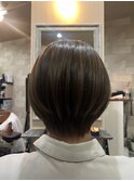ロングヘアからショートヘアにイメチェンです。