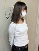 シヨン(ciyon.)&nbsp;韓国風顔まわりレイヤー×シースルーバングミディ