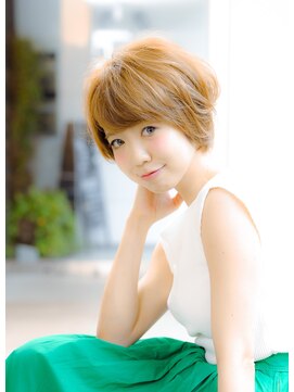 リビング(Living by Buzz) 【Living】ゆるふわボブ