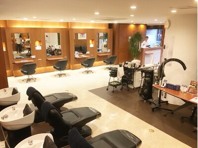 オキ(Hair Salon OKi)