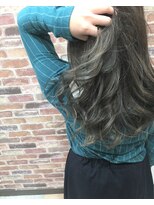 アトリエ ローナ(atelier Lo-nA haircare & design) 寒色グラデーション