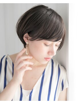 エマ ギンザ(EMMA GINZA) くびれボブ丸みショートひし形ショート似合わせカット40代50代